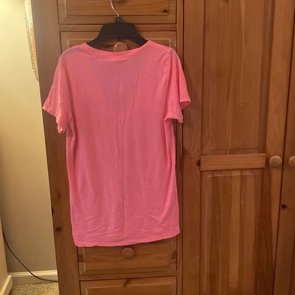 EUC VS Pink shirt - Picture 2 of 2